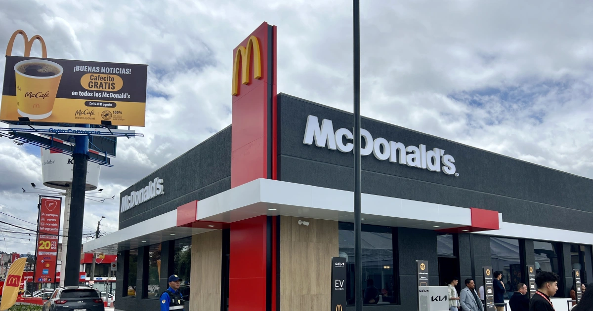 McDonald’s abre en Quito su restaurante número 35 