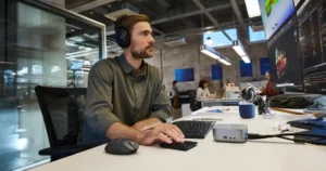 Trabajo híbrido y el futuro de la tecnología laboral presentado en el CES