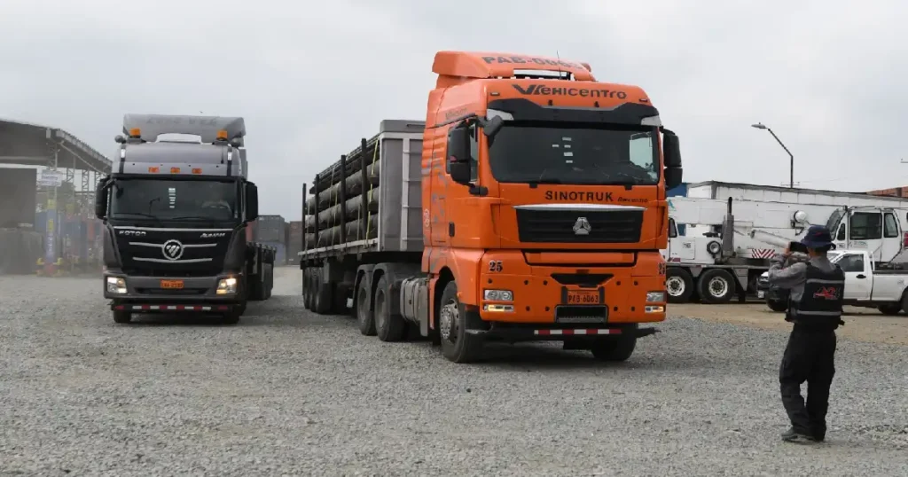 Restricciones Colombia en frontera colombo-ecuatoriana: control aduanero y transporte de carga